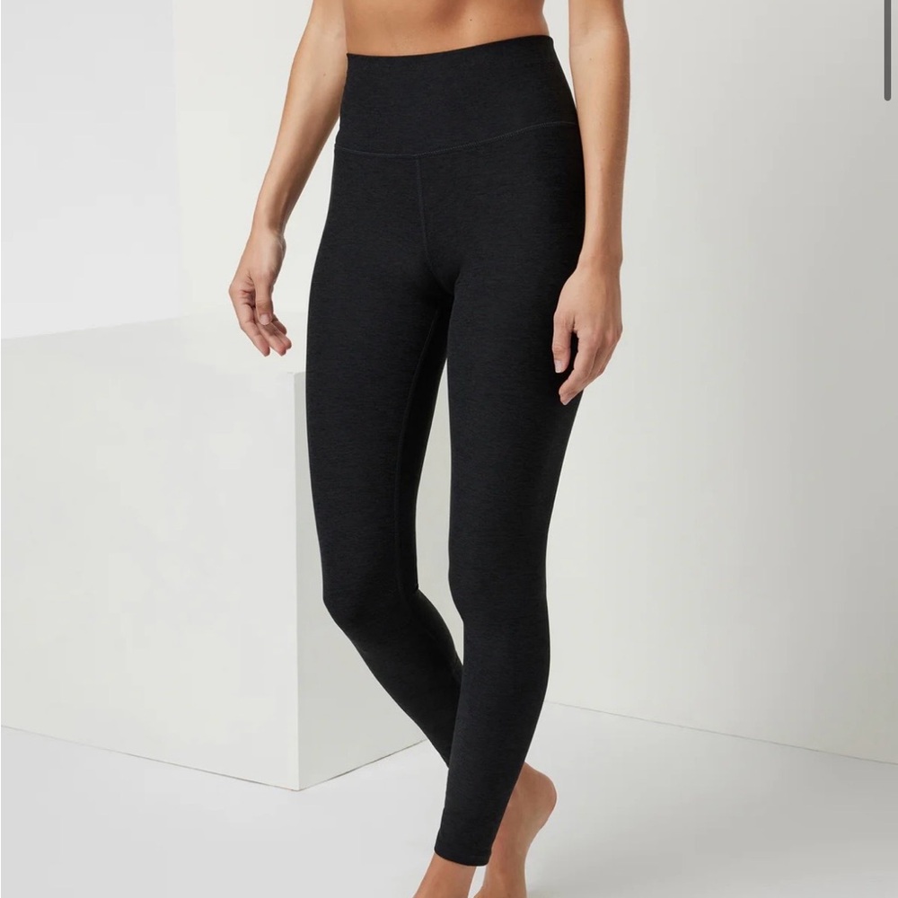 Vuori Women's Size XS Black Clean Elevation High Waisted Leggings
